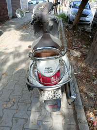 White Suzuki Access 125