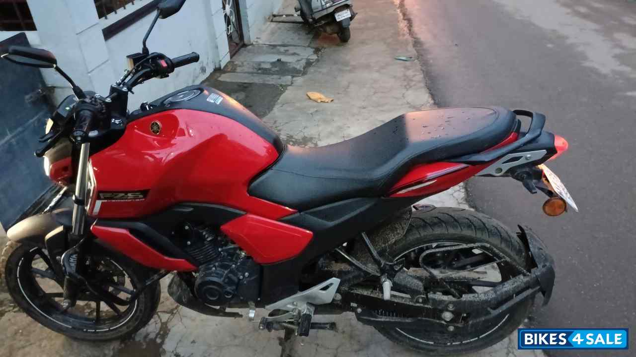 Metallic Red Yamaha FZ-S FI V3