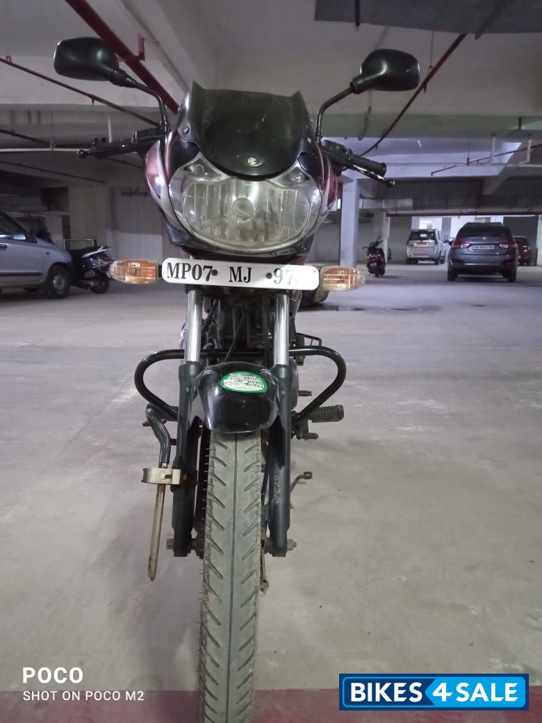 Red Bajaj Discover 100 DTS-Si