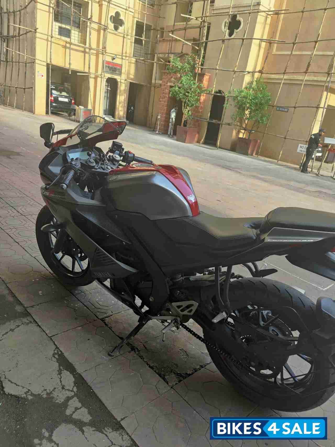 Thunder Grey Yamaha YZF R15 V3