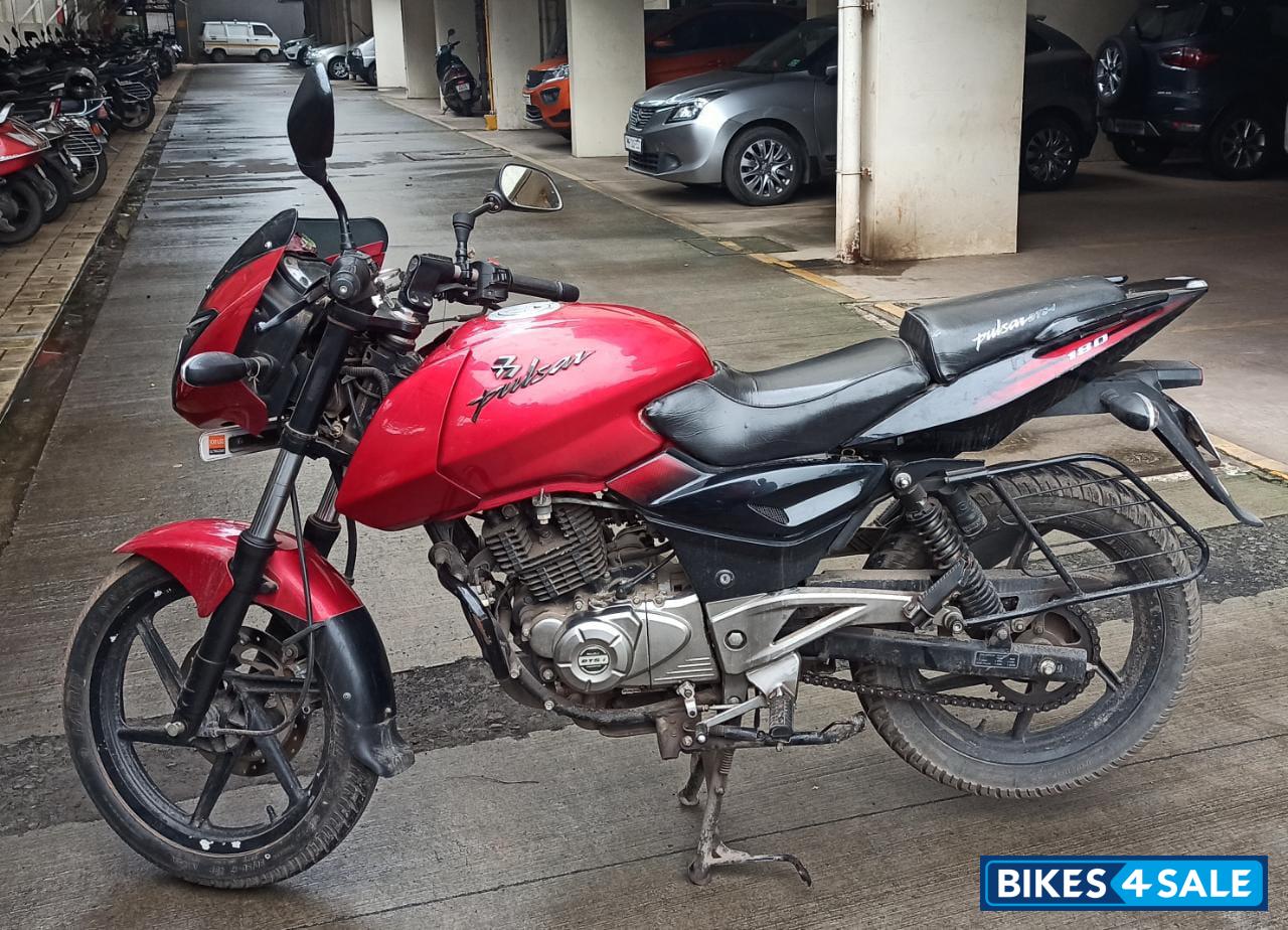 Red Bajaj Pulsar 180 DTSi