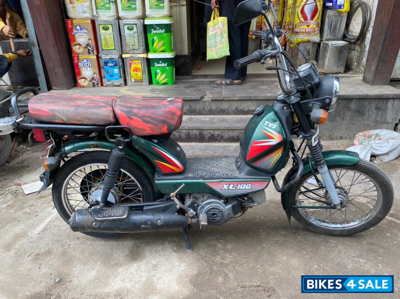 TVS XL 100 Heavy Duty