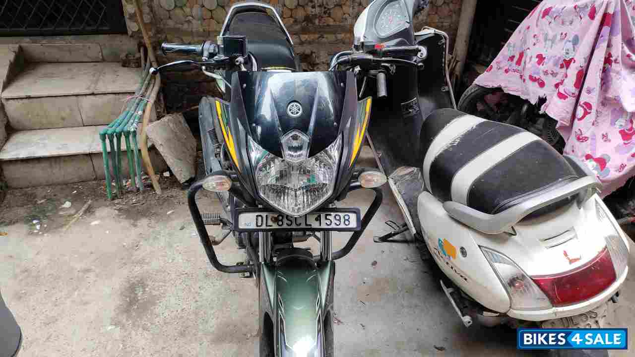 Mat Green Yamaha Saluto 125 Mat Green Yamaha Saluto 125