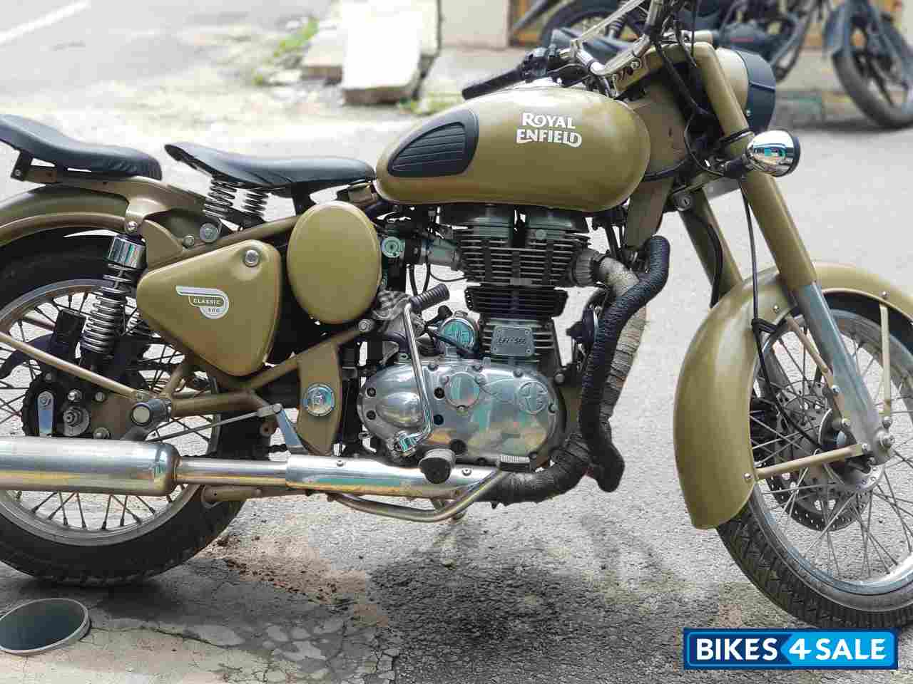 Royal Enfield Classic Desert Storm