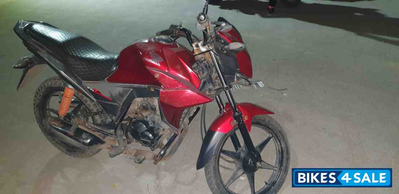 Red Honda CB Twister