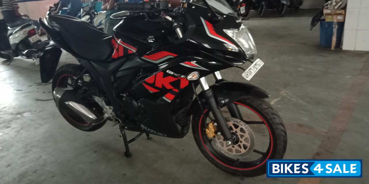 Red And Black Suzuki Gixxer SF