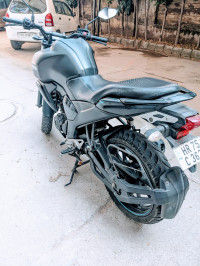 Mat Black Yamaha FZ-S FI V3