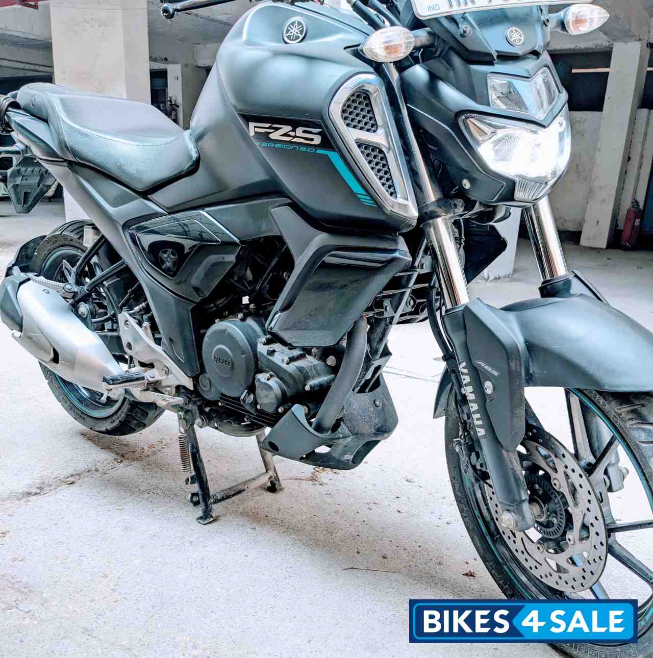 Mat Black Yamaha FZ-S FI V3