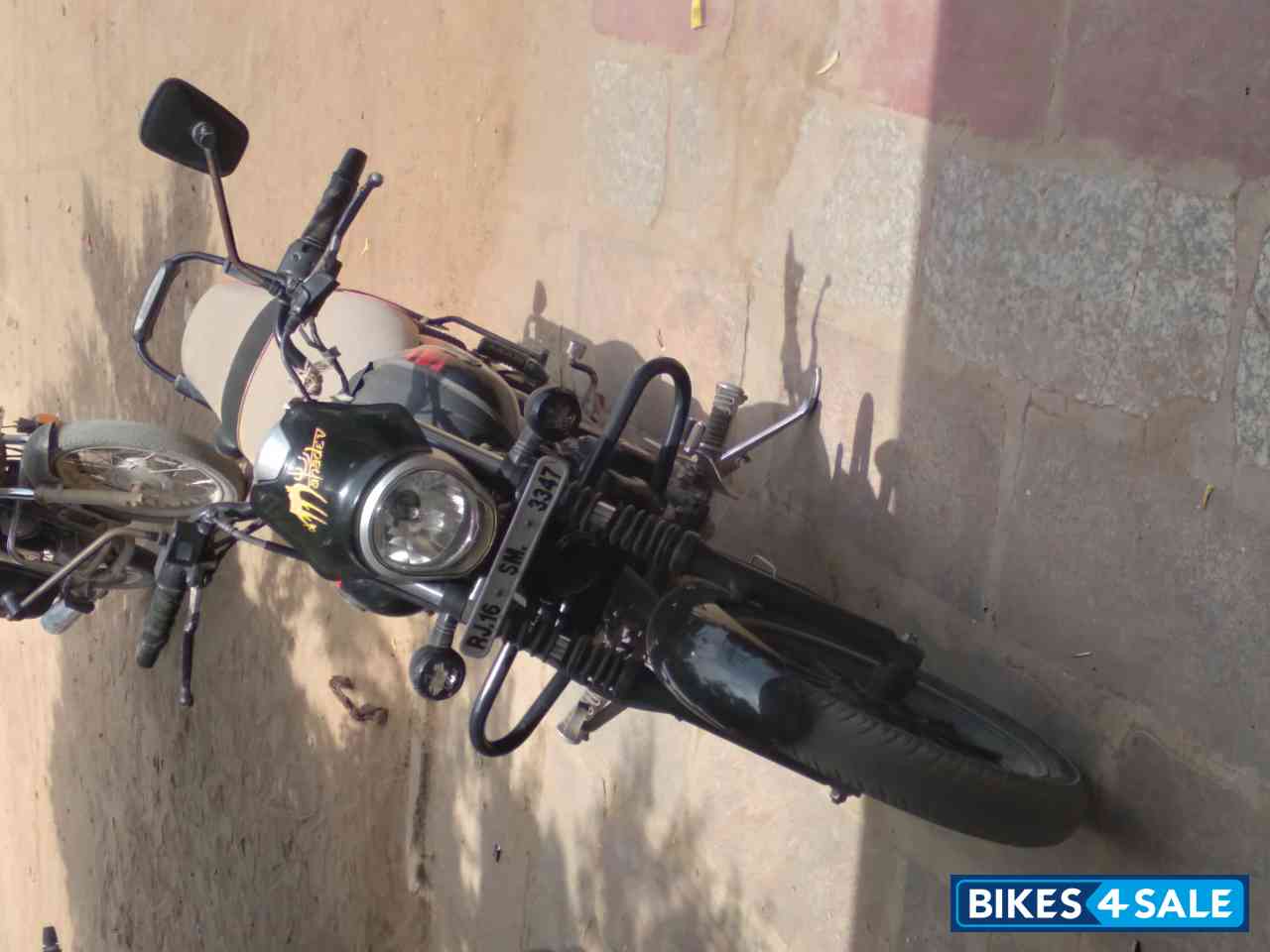 Bajaj Avenger Street 220