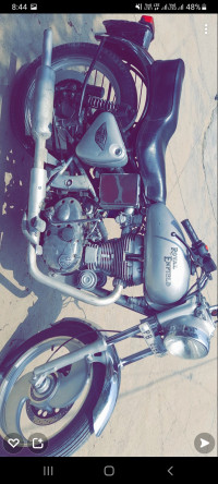 Royal Enfield Bullet 350