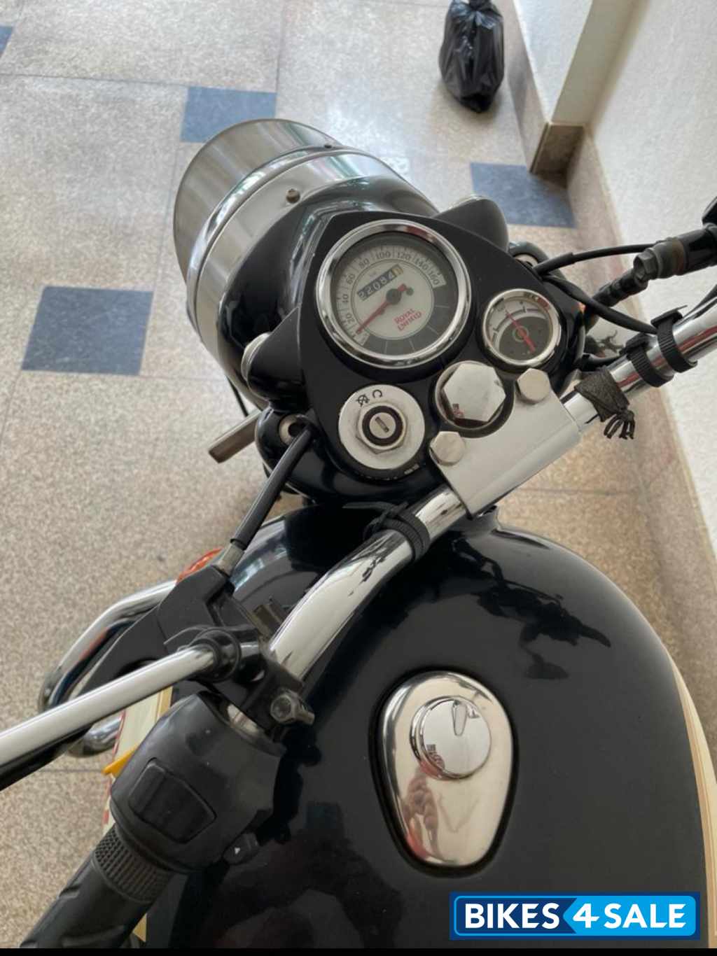 Black Royal Enfield Classic 350