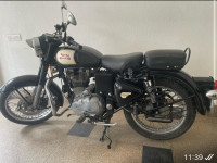 Black Royal Enfield Classic 350