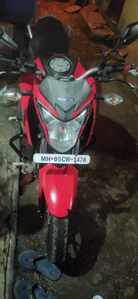 Red Honda CB Hornet 160R