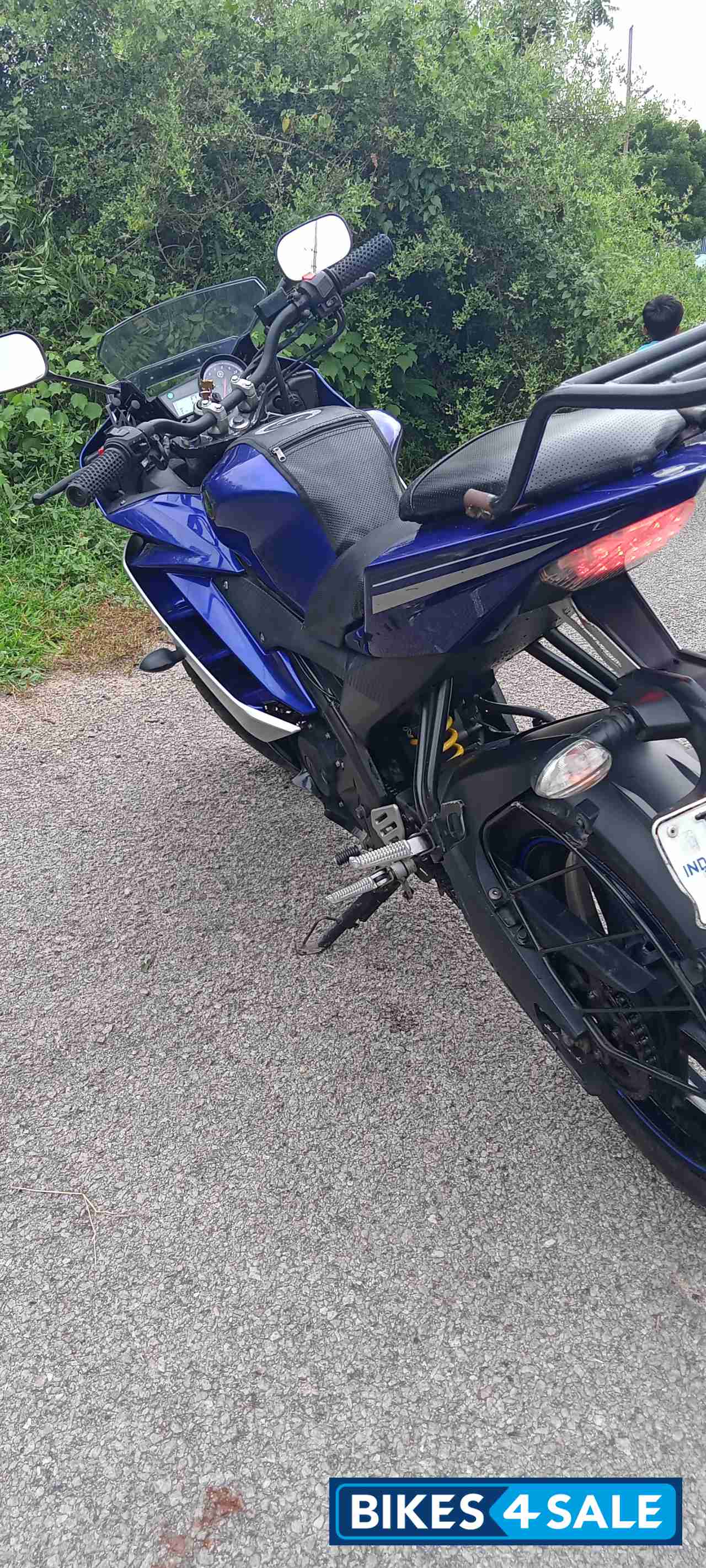 Yamaha YZF R15 V2