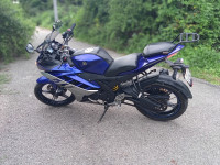Yamaha YZF R15 V2