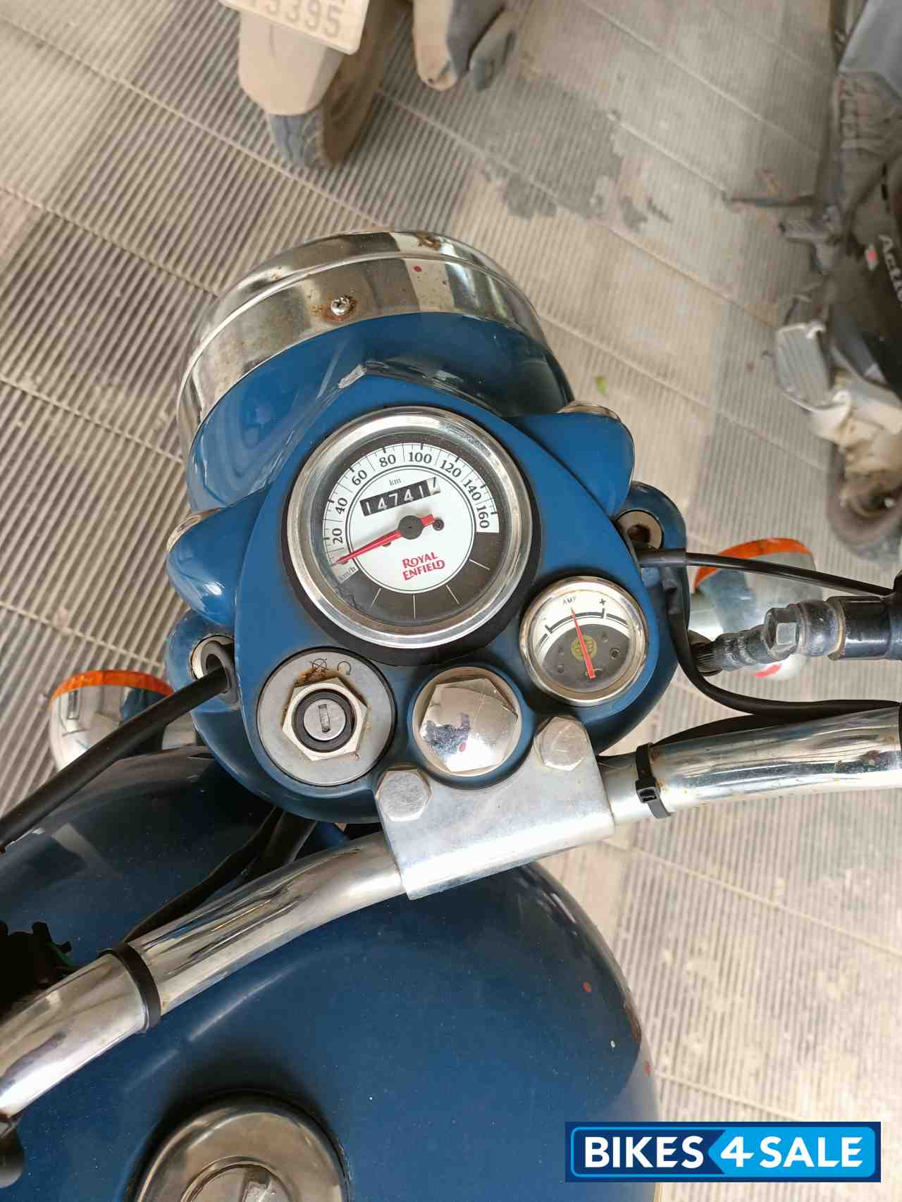 Royal Blue Royal Enfield Bullet 350 Twinspark