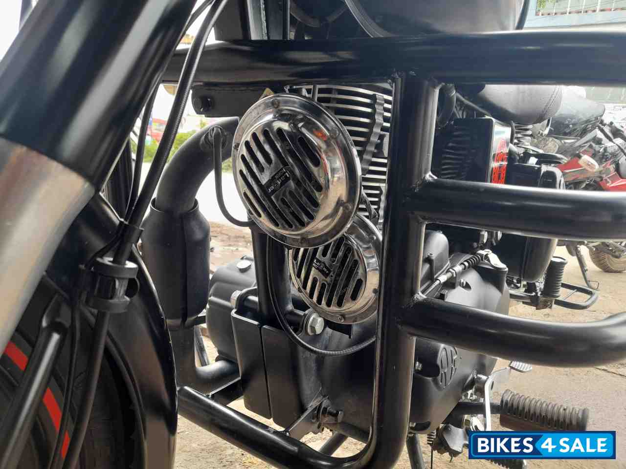 Black Royal Enfield Classic 350 Dual Channel BS6 Black Royal Enfield Classic 350 Dual Channel BS6