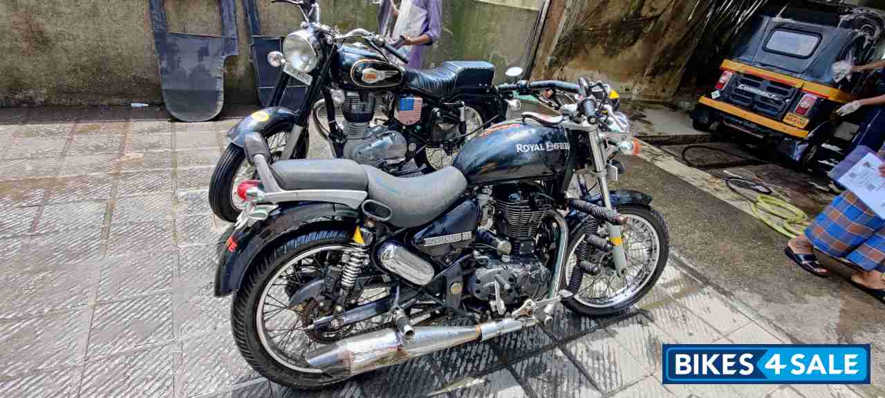 Stone Black Royal Enfield Thunderbird 350 Stone Black Royal Enfield Thunderbird 350