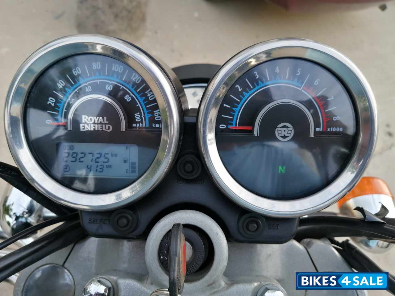 Asphalt Royal Enfield Thunderbird 350