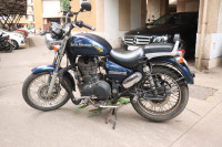 Blue Royal Enfield Thunderbird 350