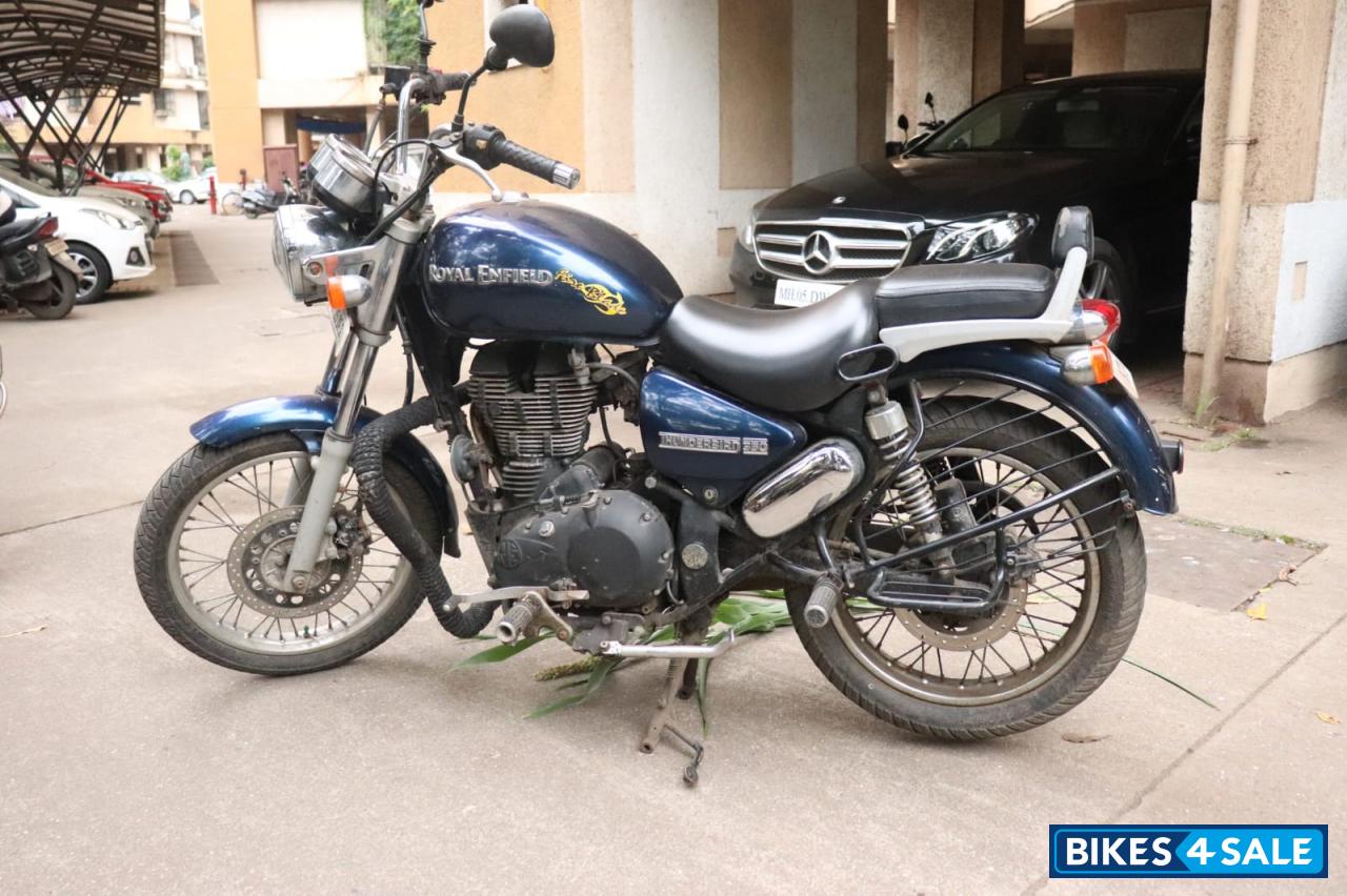 Blue Royal Enfield Thunderbird 350