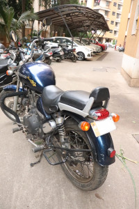 Blue Royal Enfield Thunderbird 350