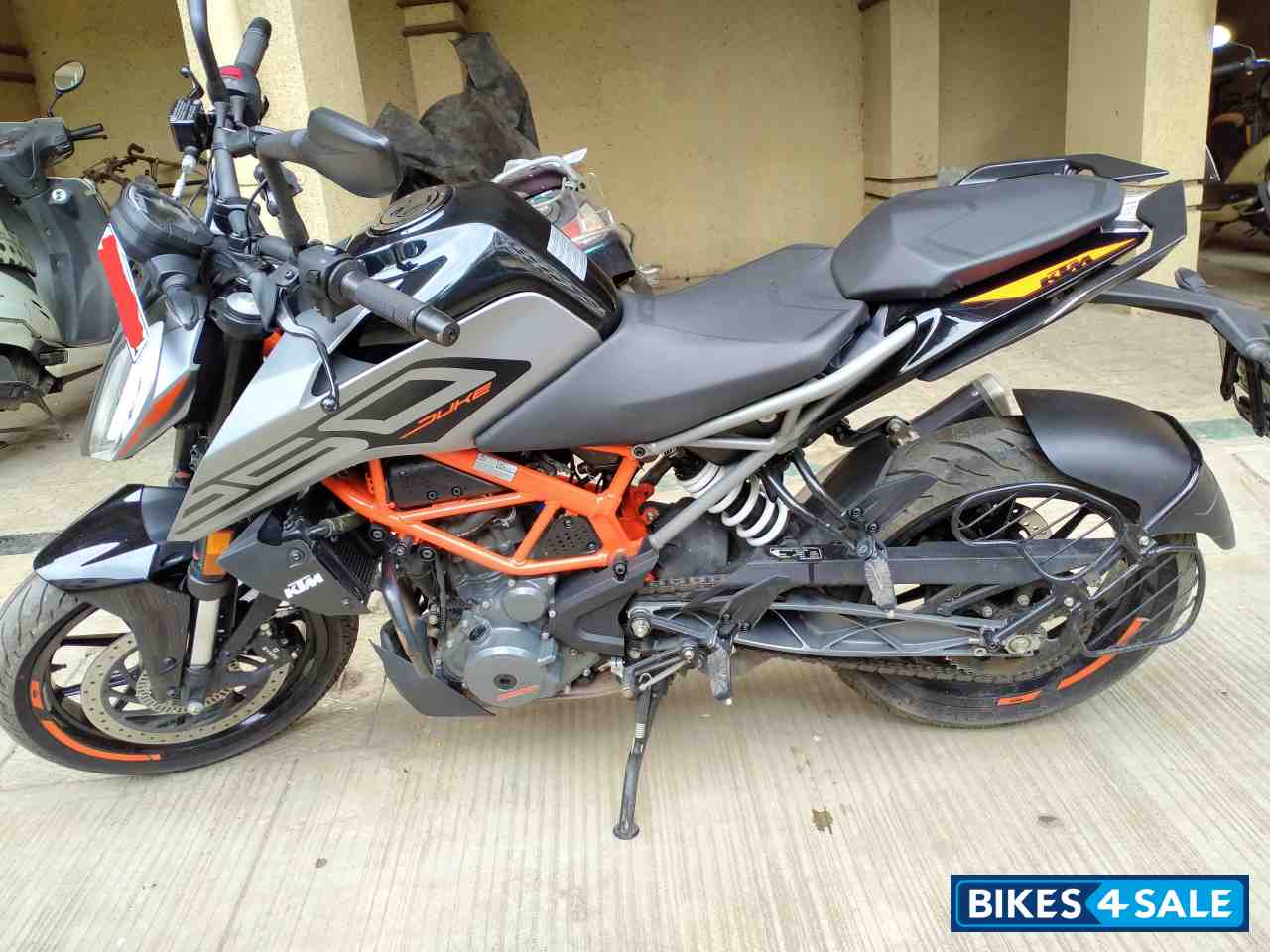 Grey KTM Duke 250 2020