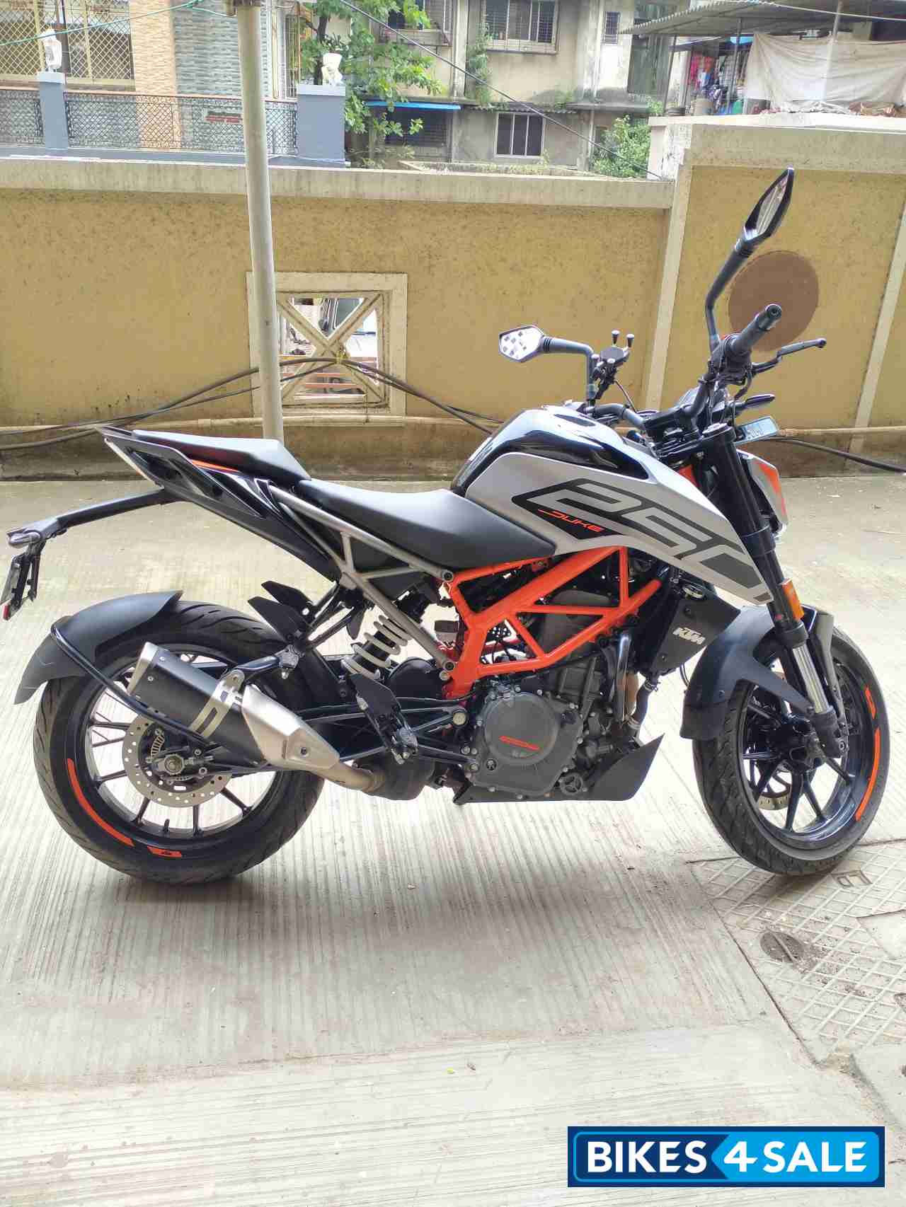Grey KTM Duke 250 2020