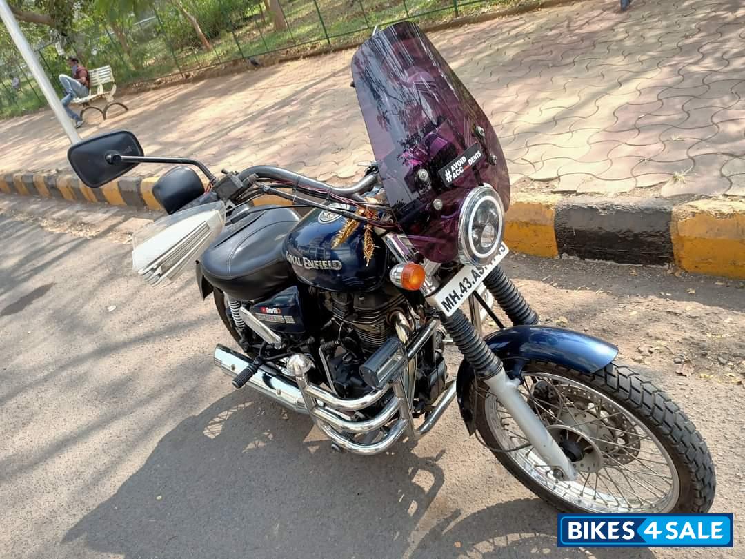 Marine Blue Royal Enfield Thunderbird Marine Blue Royal Enfield Thunderbird