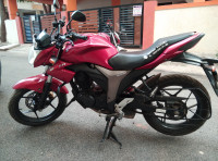 Red Suzuki Gixxer 150