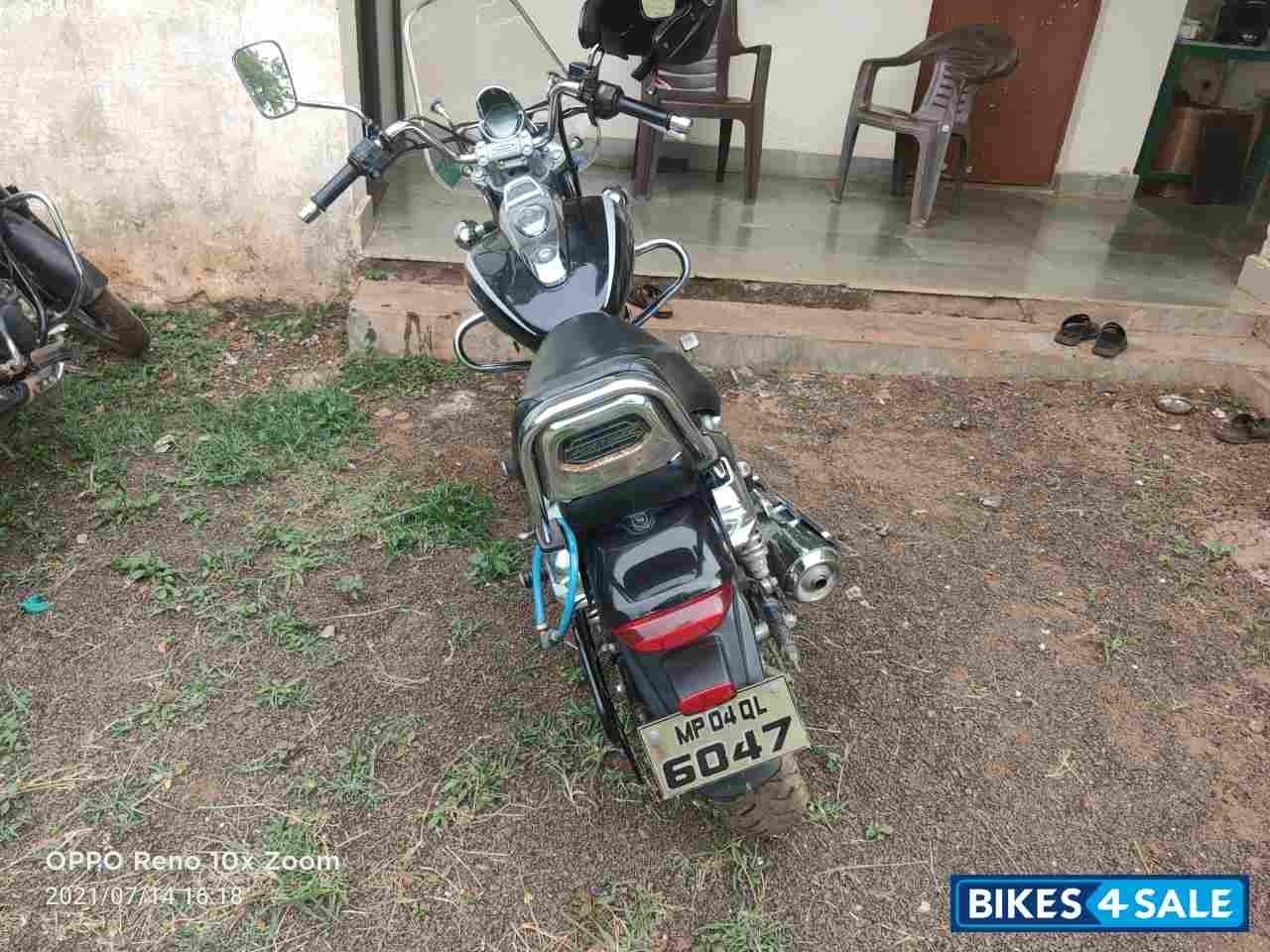 Bajaj Avenger Cruise 220