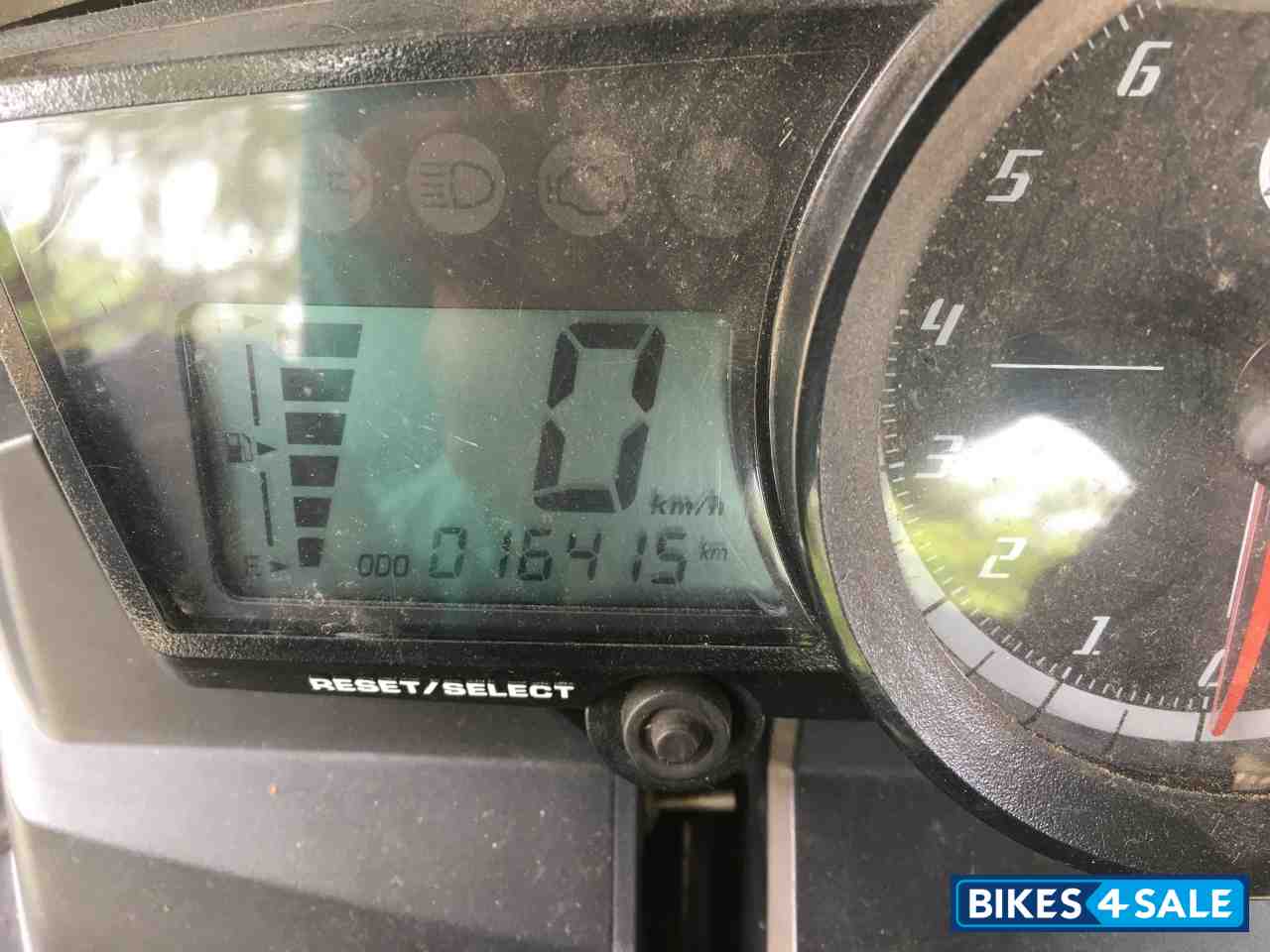 Blue Yamaha YZF R15 V2