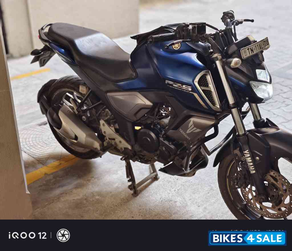 Matt Blue Yamaha FZ-S FI V3