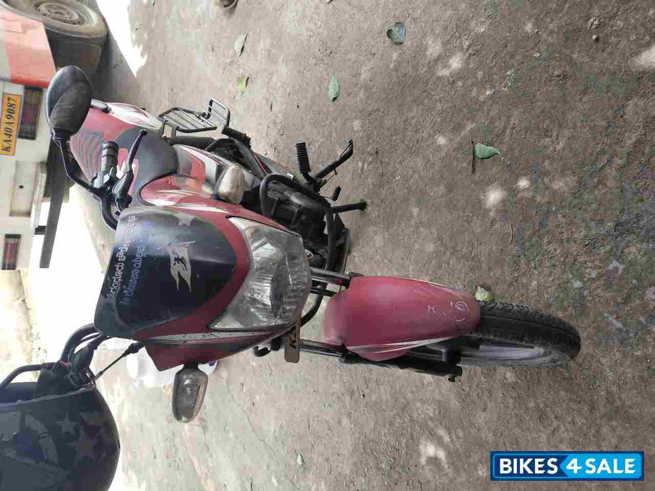 Red White TVS Star City