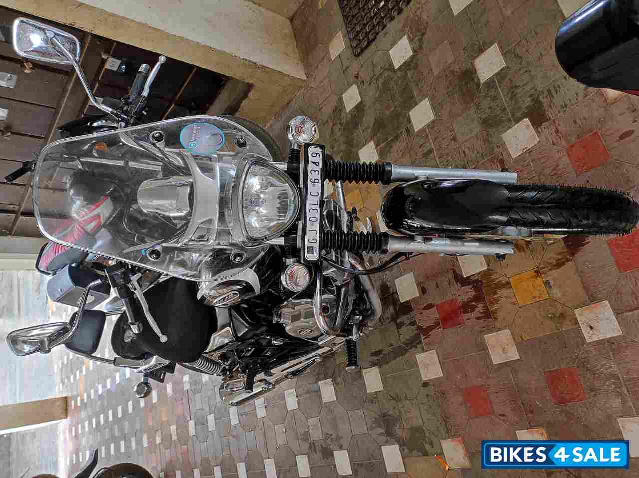 Bajaj Avenger Cruise 220