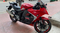 Red Titani Hyosung GT250R