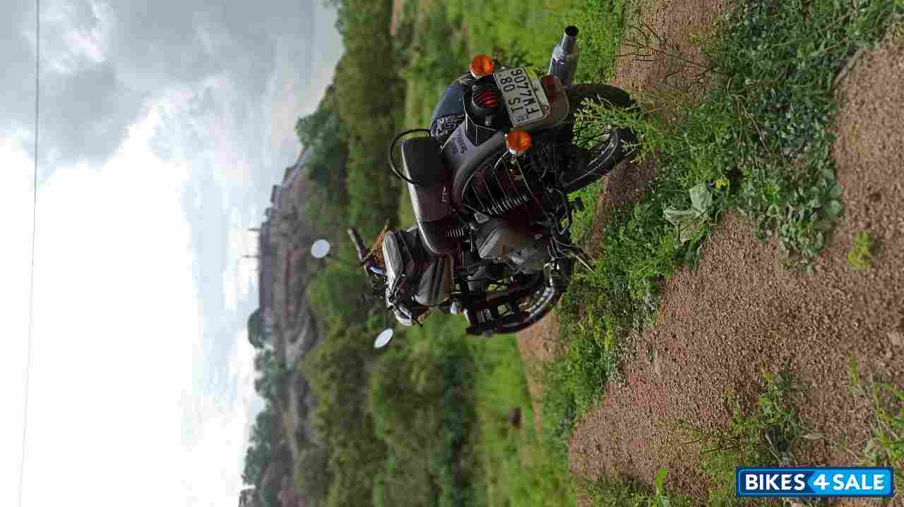 Royal Enfield Classic Gunmetal Grey Royal Enfield Classic Gunmetal Grey