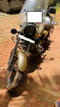 Bajaj Avenger Cruise 220