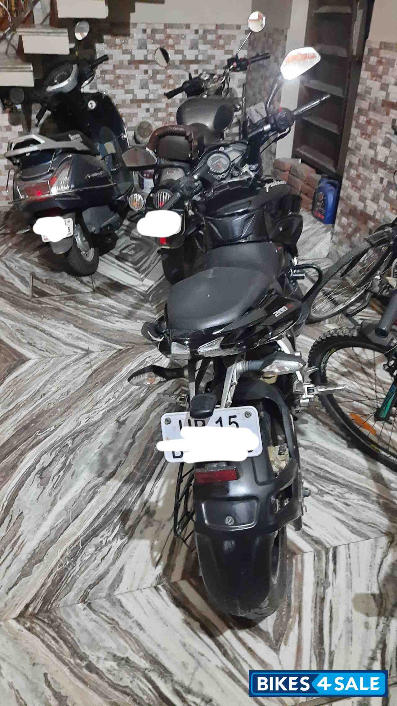 Bajaj Pulsar 200 NS