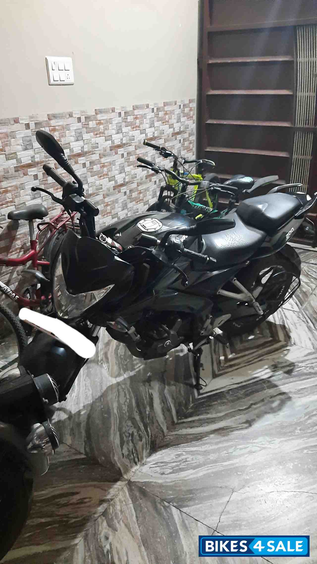 Bajaj Pulsar 200 NS