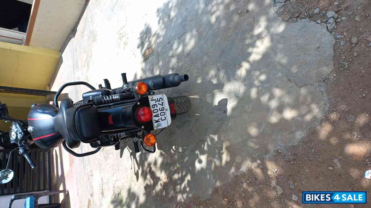 Royal Enfield Bullet Standard 350