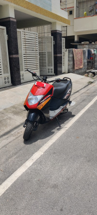 Red And Black Honda Dio