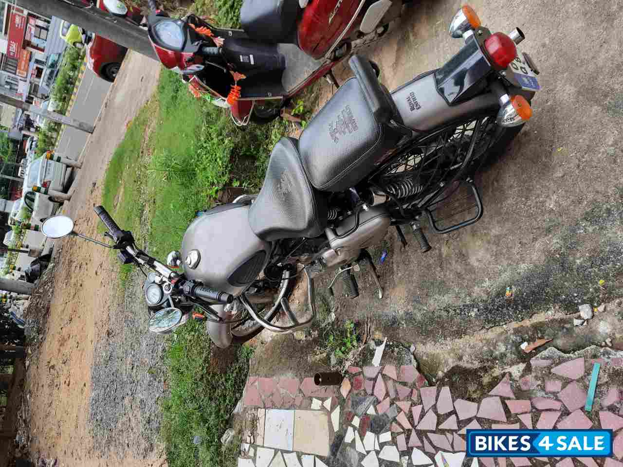 Gun Metal Grey Royal Enfield Bullet Gun metal grey Bs 4