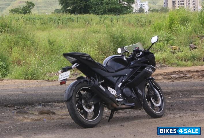 Yamaha YZF R15 V2