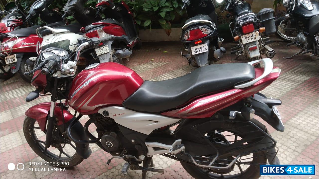 Bajaj Discover 125 ST
