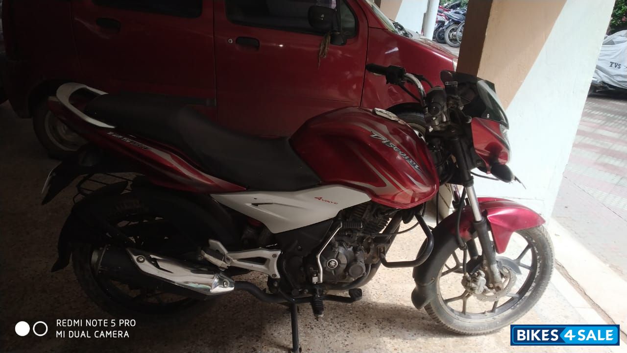 Bajaj Discover 125 ST