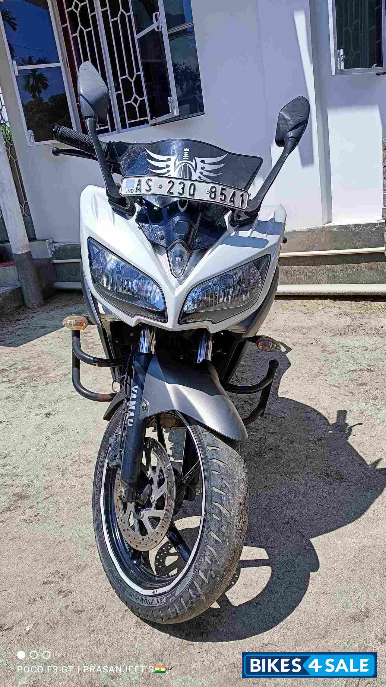 Blue Silver Yamaha Fazer FI V2