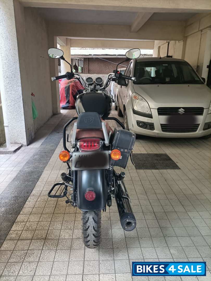 Stone Royal Enfield Thunderbird TwinSpark 350