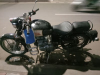 Black Royal Enfield Classic 350