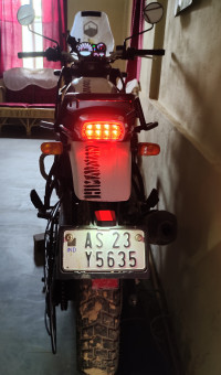 Snow White Royal Enfield Himalayan BS VI